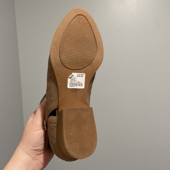 Tan booties pointed toes thick sticking and breathable weaving 10w C est. 1946 - Picture 13 of 14